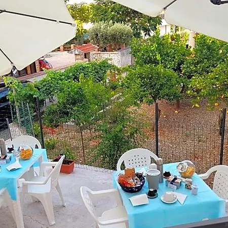 Bed & Breakfast Adele 3*